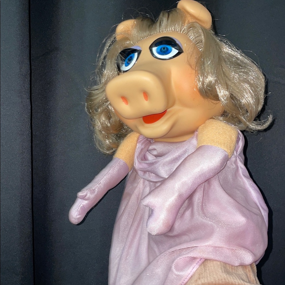 1977 ©️ 1978 authentic vintage Miss Piggy hand puppet (#855) Fisher-Price - Picture 5 of 17